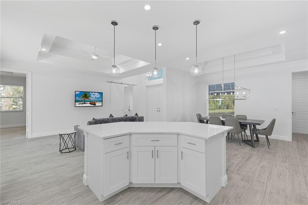 152 14th Ave NW, Naples, FL 34120-12