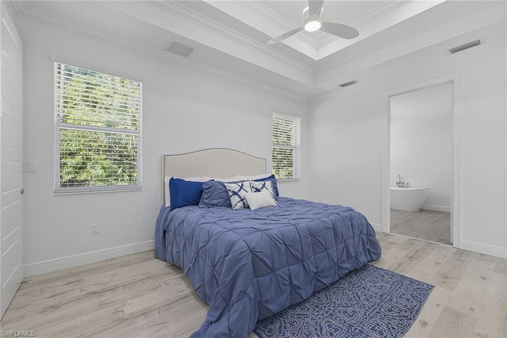 152 14th Ave NW, Naples, FL 34120-17