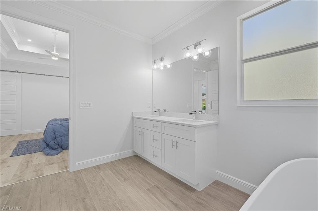 152 14th Ave NW, Naples, FL 34120-19