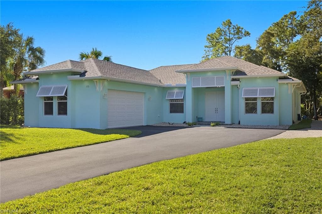 152 14th Ave NW, Naples, FL 34120-37