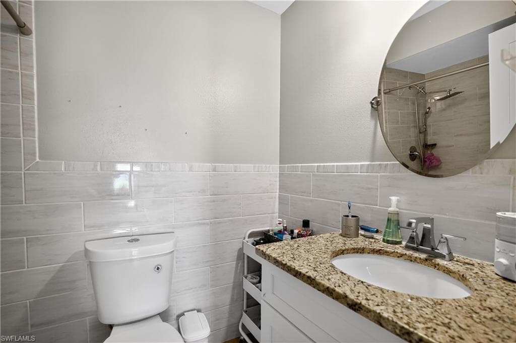 6310 Royal Woods Dr, Fort Myers, FL 33908-13