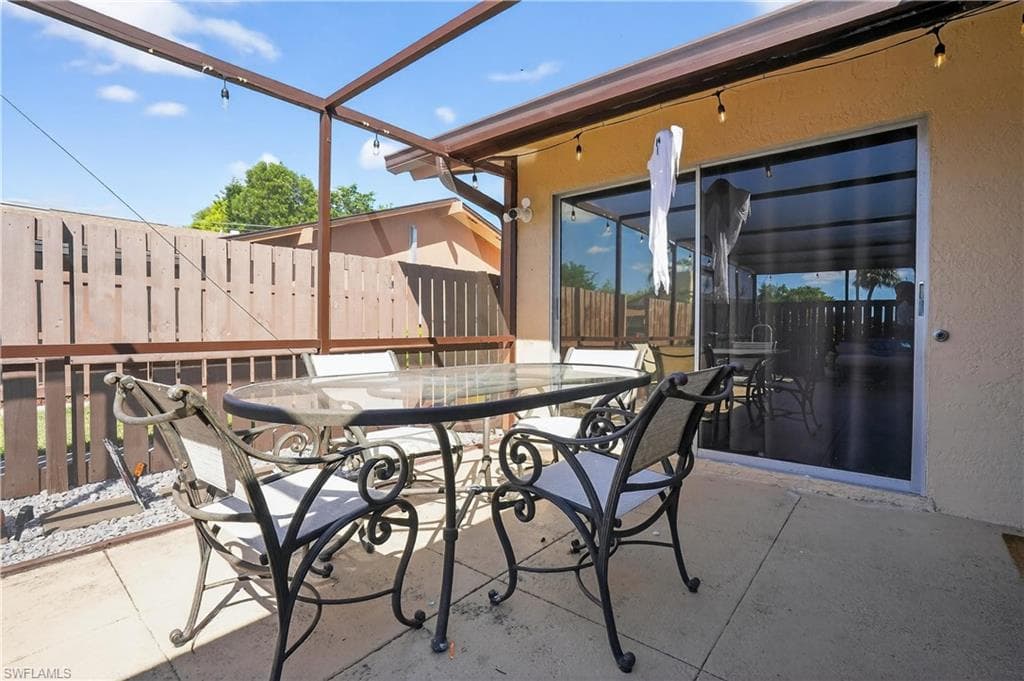 6310 Royal Woods Dr, Fort Myers, FL 33908-19