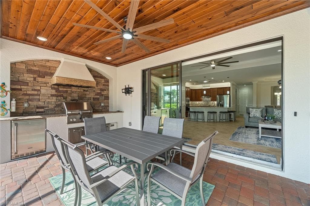 12732 Kinross Ln, Naples, FL 34120-37