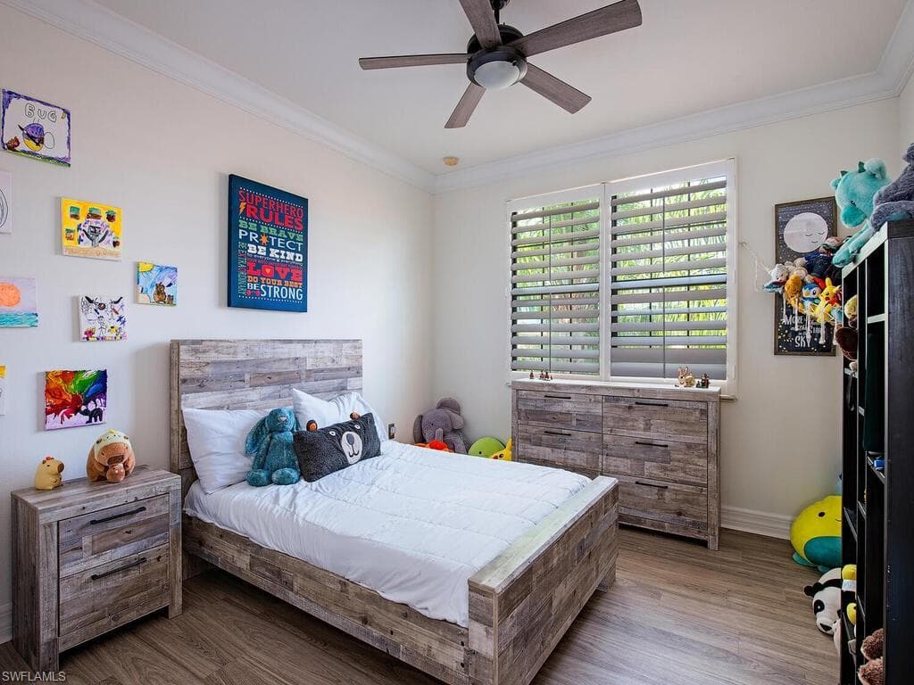 2750 Cinnamon Bay Cir, Naples, FL 34119-26