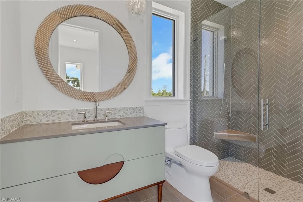 1747 Harbor Ln, Naples, FL 34104-16