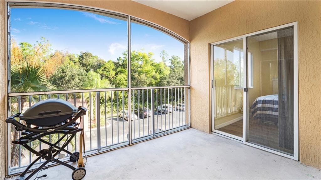 1810 Florida Club Cir 1303, Naples, FL 34112-23