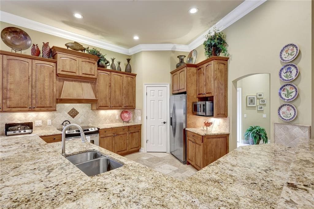 3352 Montara Dr, Bonita Springs, FL 34134-14