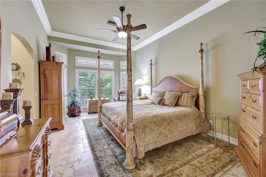 3352 Montara Dr, Bonita Springs, FL 34134-18