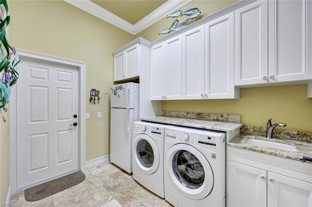 3352 Montara Dr, Bonita Springs, FL 34134-27