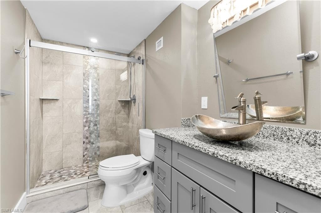 140 Seaview Ct 1504n, Marco Island, FL 34145-10