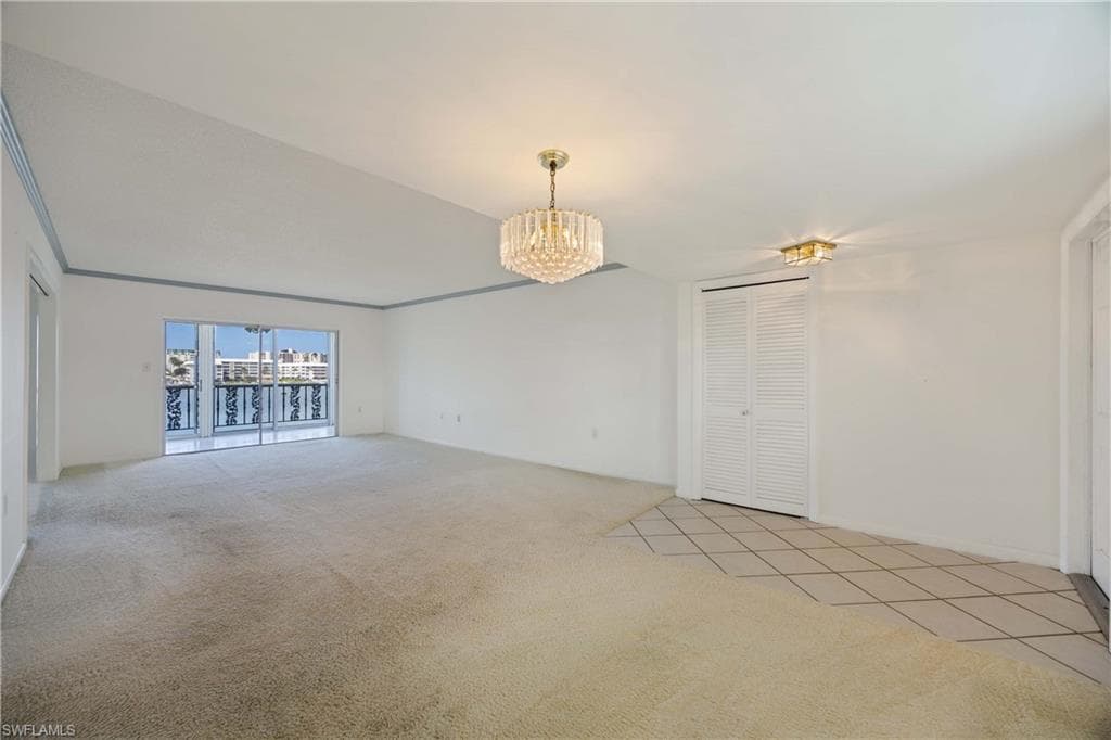 383 Harbour Dr 309, Naples, FL 34103-28