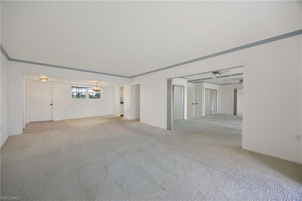 383 Harbour Dr 309, Naples, FL 34103-29