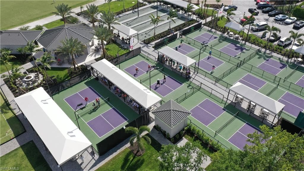 301 Courtside Dr C101, Naples, FL 34105-22