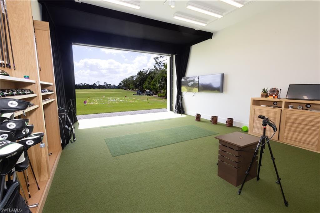 301 Courtside Dr C101, Naples, FL 34105-29