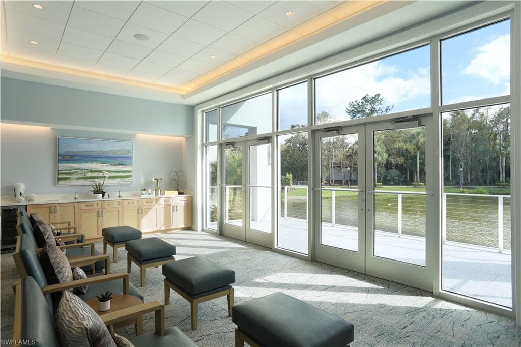 301 Courtside Dr C101, Naples, FL 34105-32