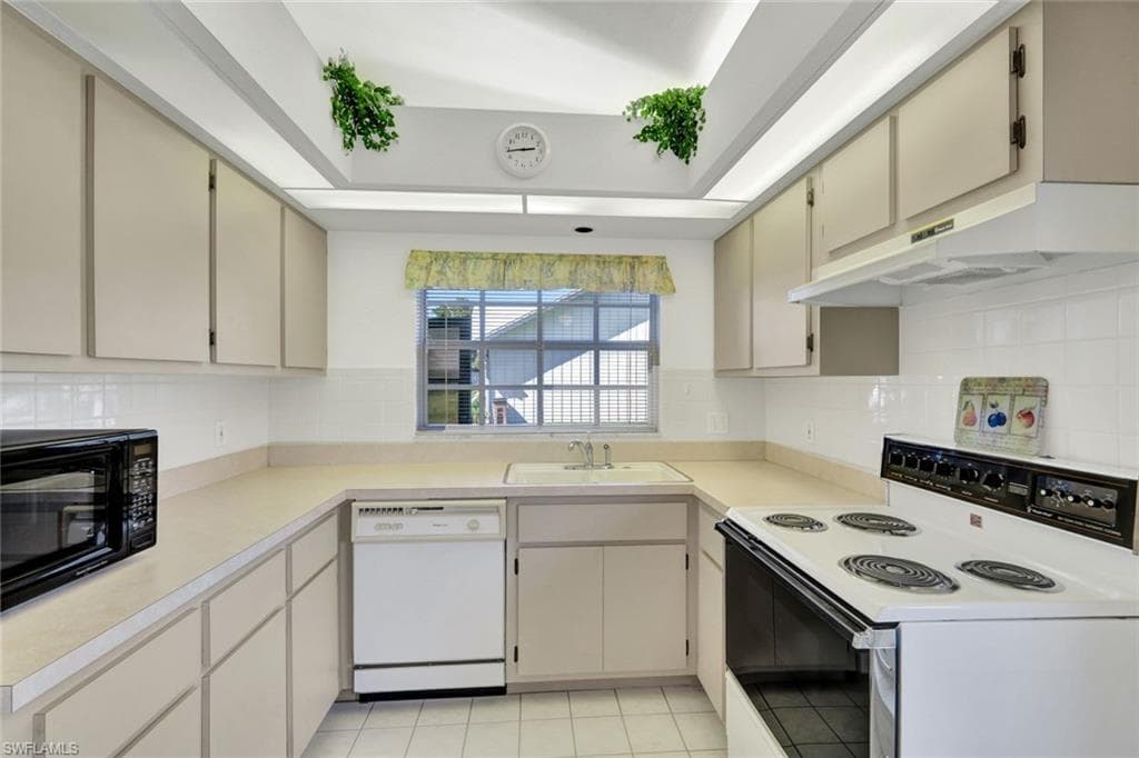 10622 Talmadge Ct, Lehigh Acres, FL 33936-9