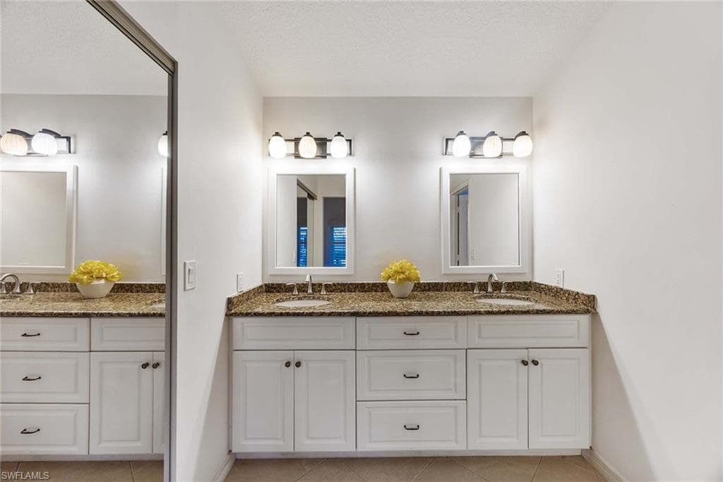 394 Emerald Bay Cir F1, Naples, FL 34110-13