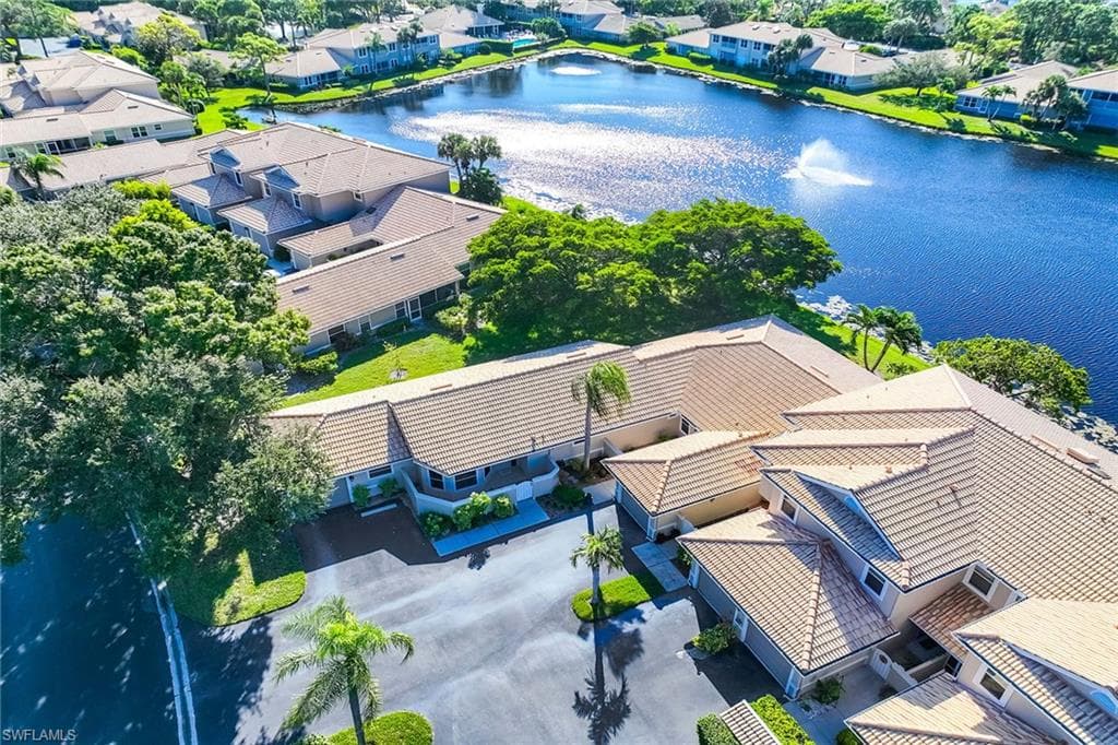 394 Emerald Bay Cir F1, Naples, FL 34110-22