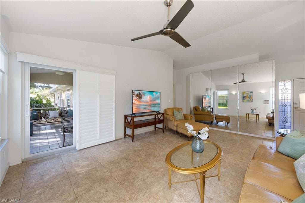 394 Emerald Bay Cir F1, Naples, FL 34110-5