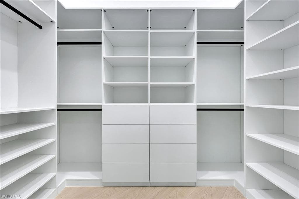 10493 Winterview Dr, Naples, FL 34109-13