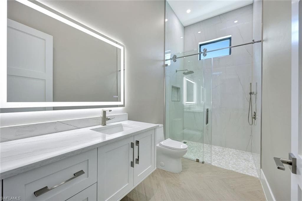 10493 Winterview Dr, Naples, FL 34109-17