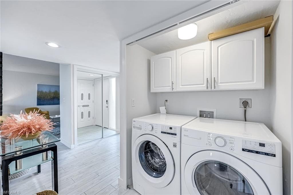 10475 Gulf Shore Dr 112, Naples, FL 34108-18