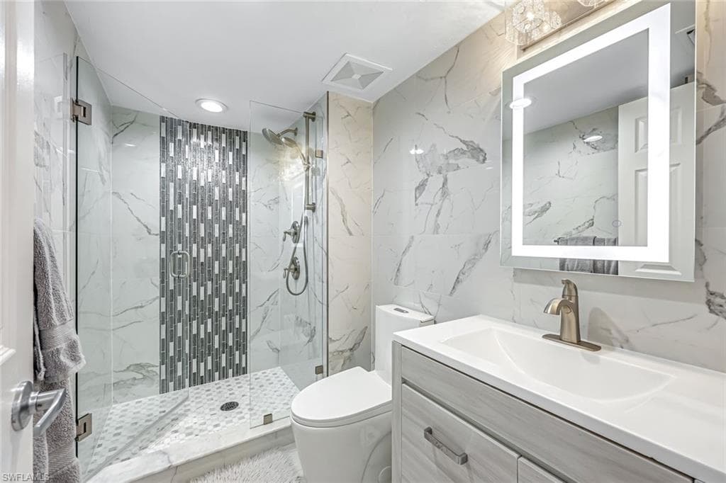 10475 Gulf Shore Dr 112, Naples, FL 34108-19