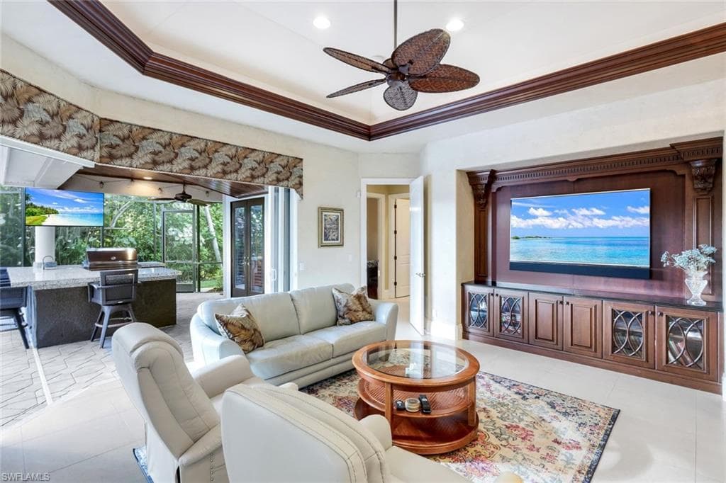 15295 Pembroke Pt, Naples, FL 34110-10