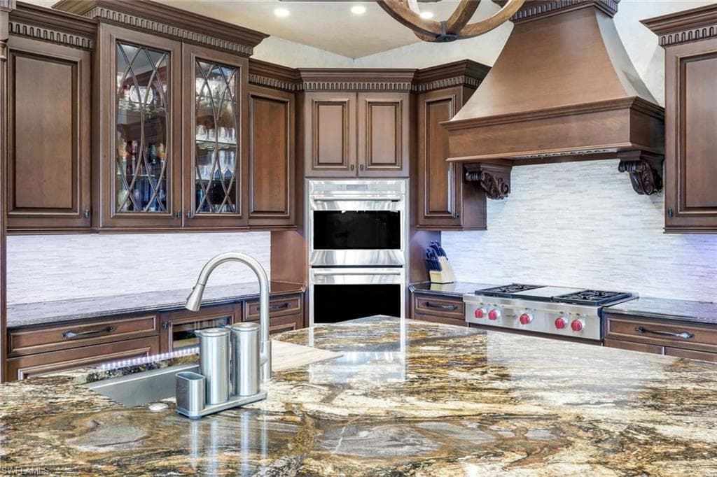 15295 Pembroke Pt, Naples, FL 34110-17