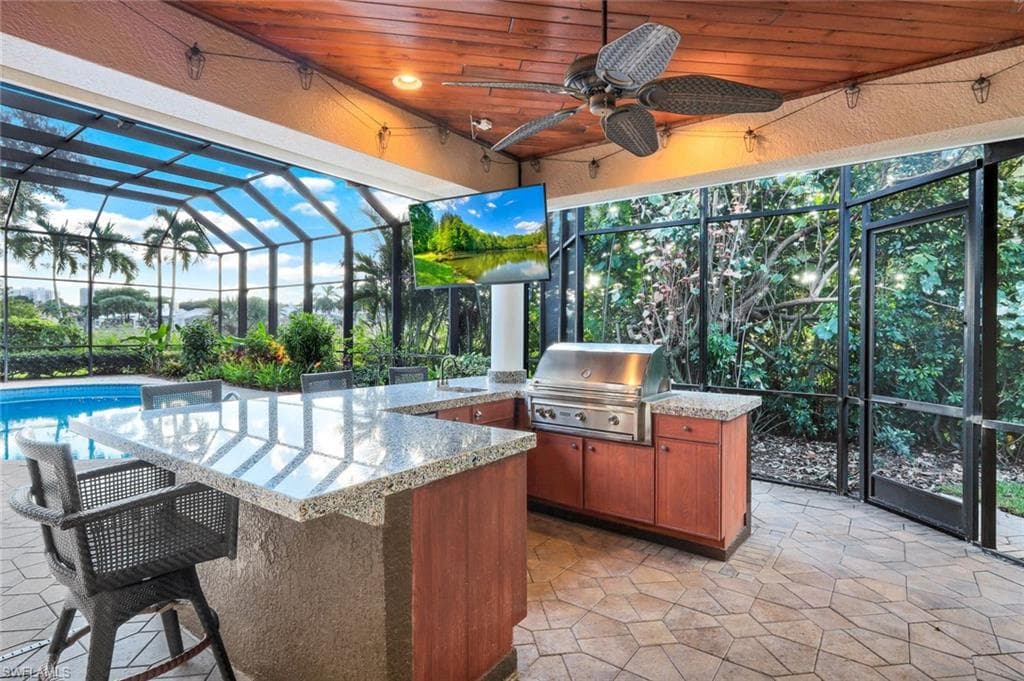 15295 Pembroke Pt, Naples, FL 34110-37