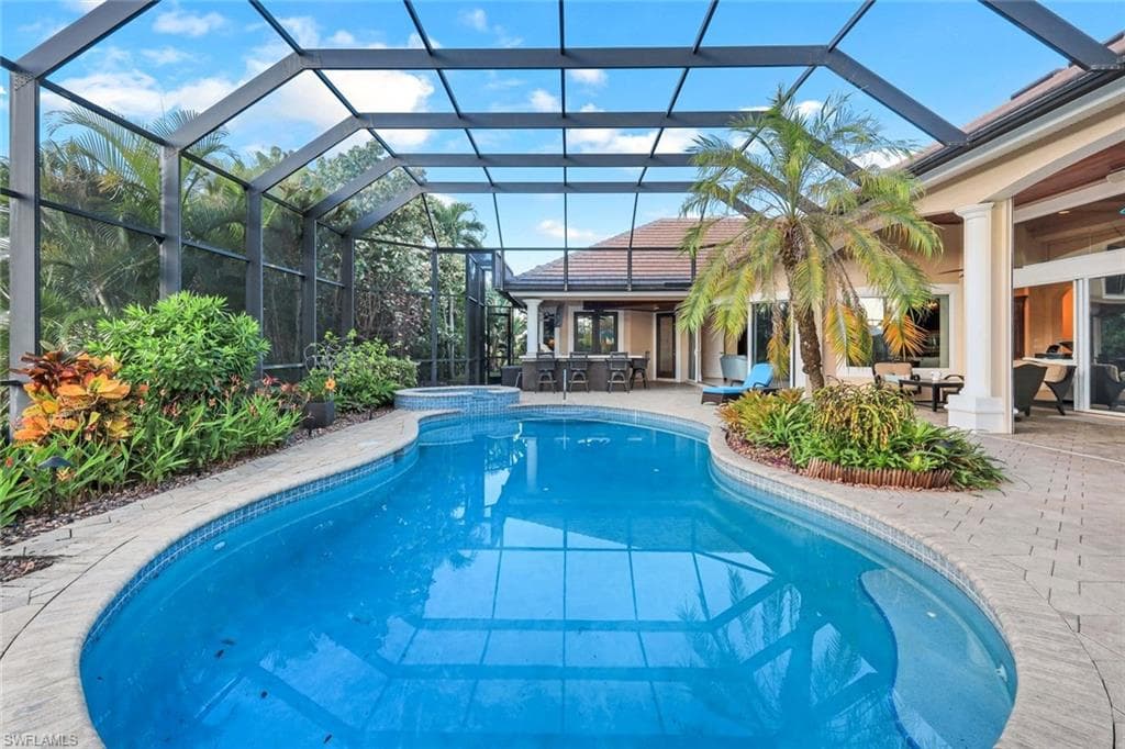 15295 Pembroke Pt, Naples, FL 34110-46