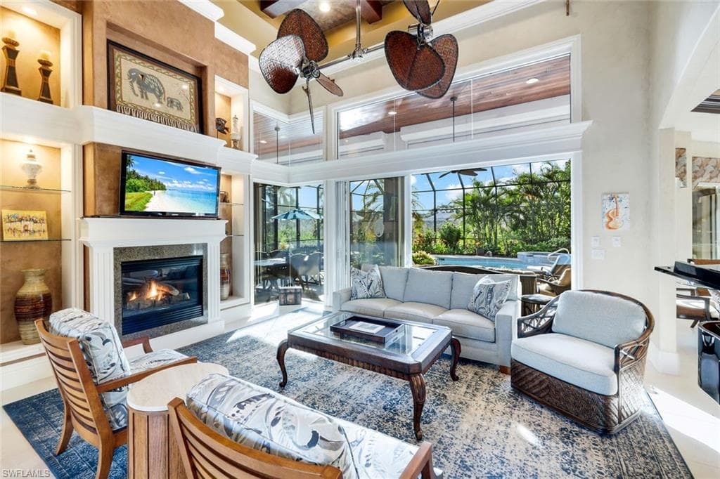 15295 Pembroke Pt, Naples, FL 34110-3