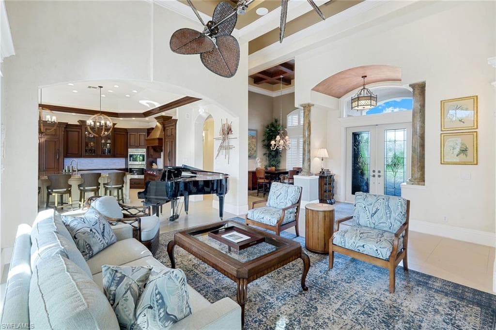 15295 Pembroke Pt, Naples, FL 34110-4