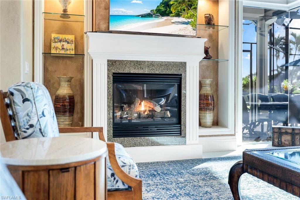 15295 Pembroke Pt, Naples, FL 34110-5