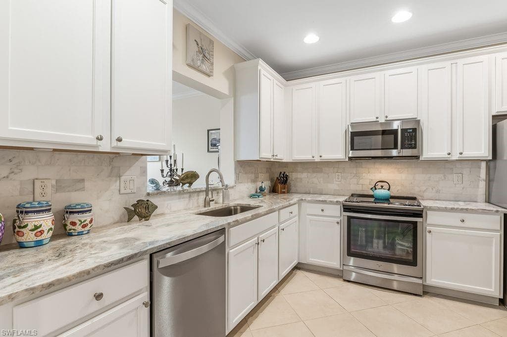 3951 Cherrybrook Loop, Fort Myers, FL 33966-4