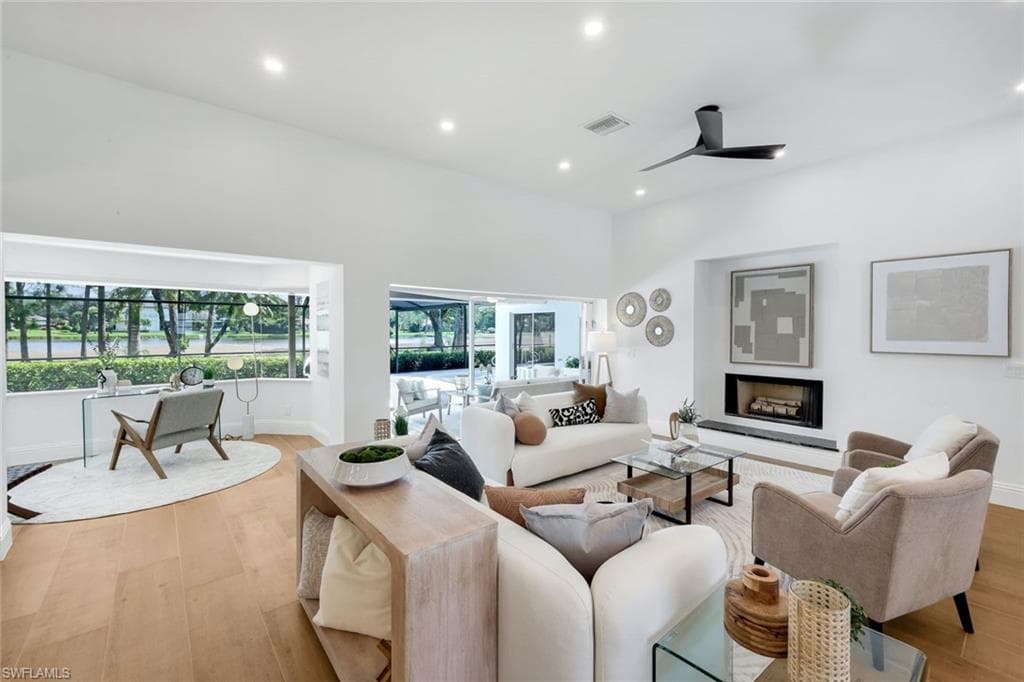 12888 Valewood Dr, Naples, FL 34119-13