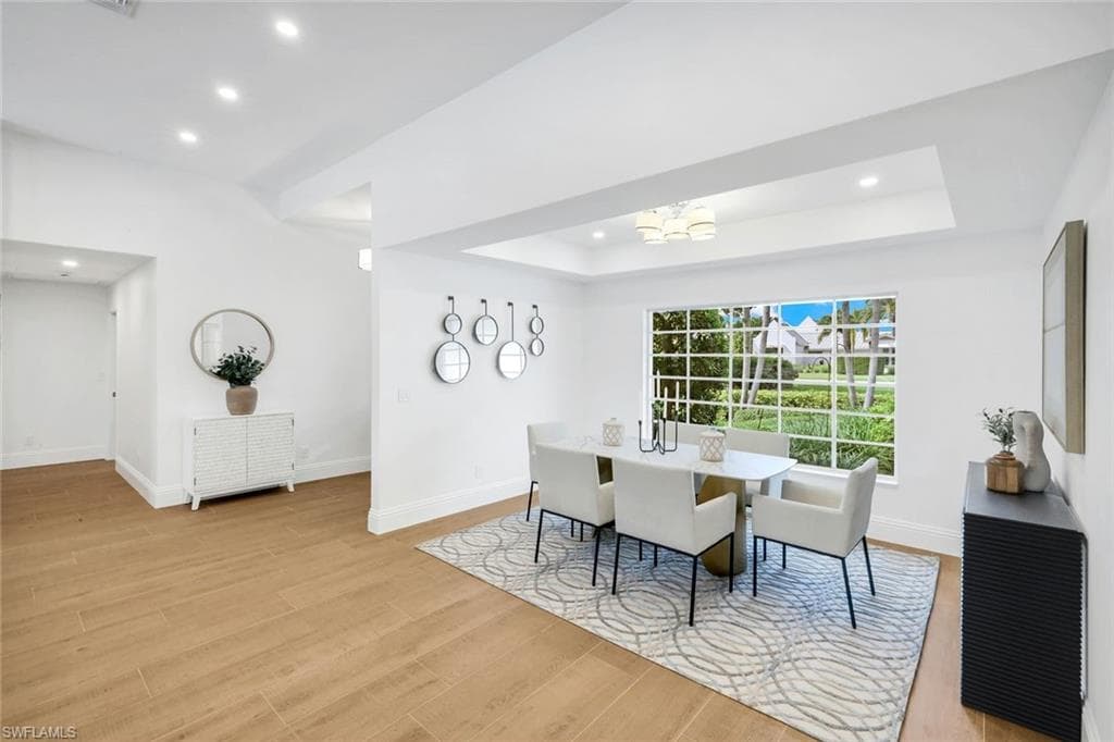 12888 Valewood Dr, Naples, FL 34119-15