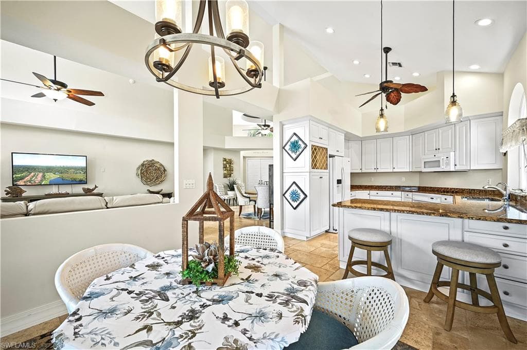 3330 Riviera Lakes Ct, Bonita Springs, FL 34134-17