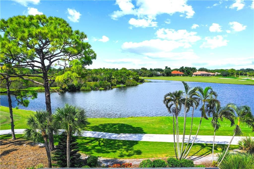 3330 Riviera Lakes Ct, Bonita Springs, FL 34134-35