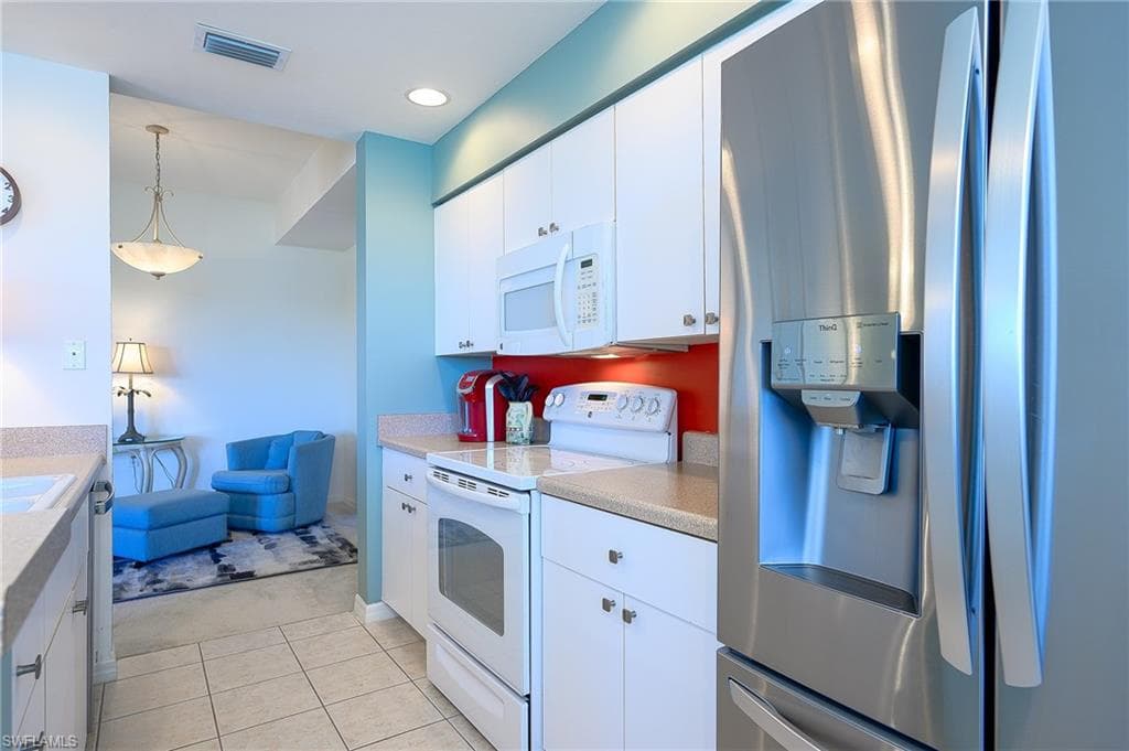 8610 Cedar Hammock Cir 1226, Naples, FL 34112-7