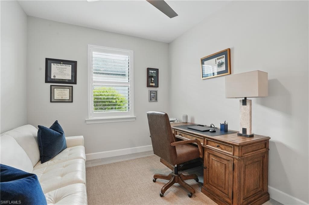 1870 Amador Ct, Naples, FL 34120-16