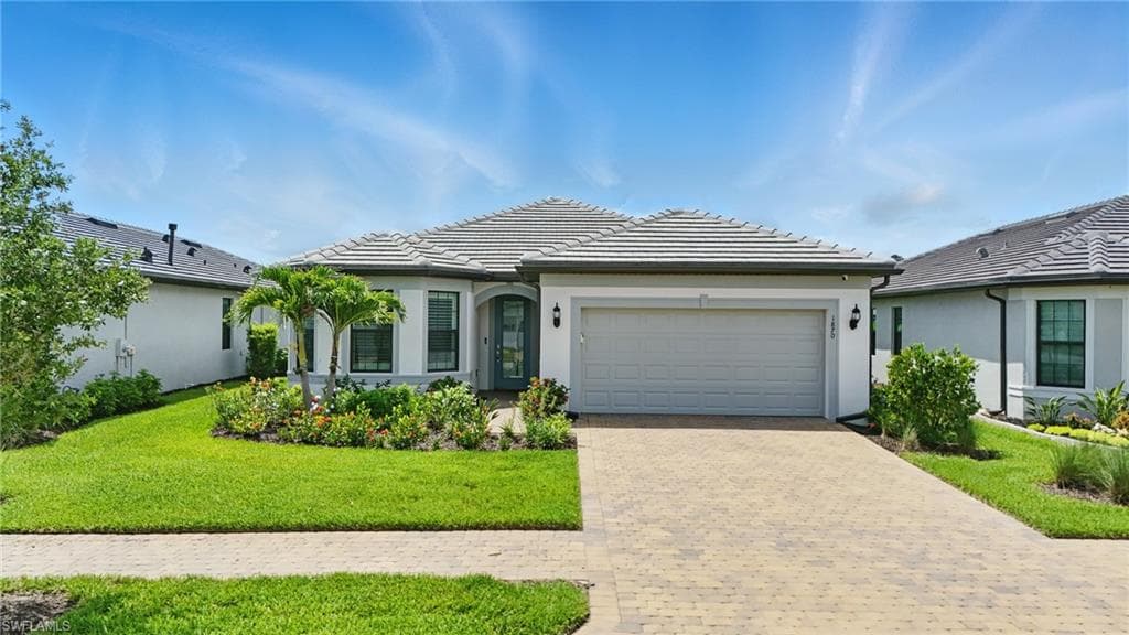 1870 Amador Ct, Naples, FL 34120-3