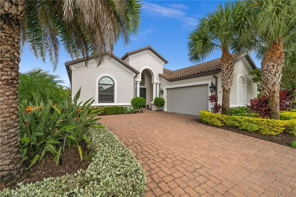 9509 Montelanico Loop, Naples, FL 34119-10