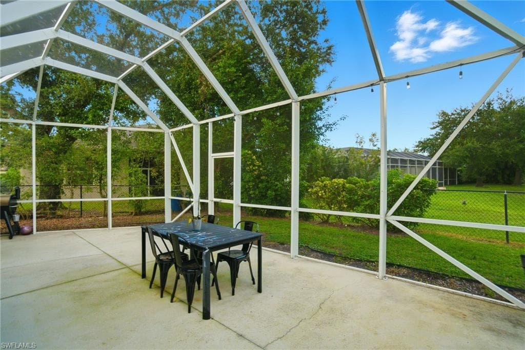 2900 Orange Grove Trl, Naples, FL 34120-37