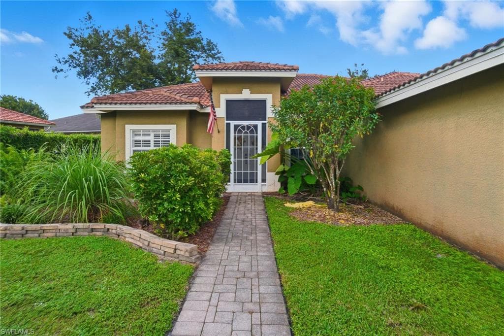 2900 Orange Grove Trl, Naples, FL 34120-4