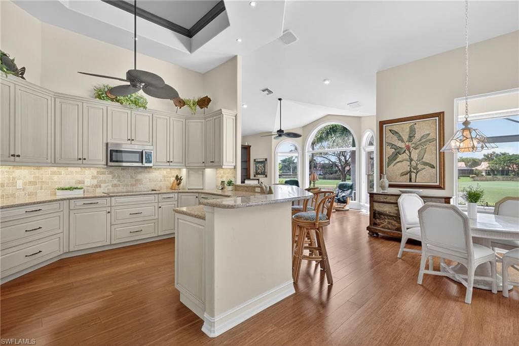 4577 Lighthouse Ln, Naples, FL 34112-11