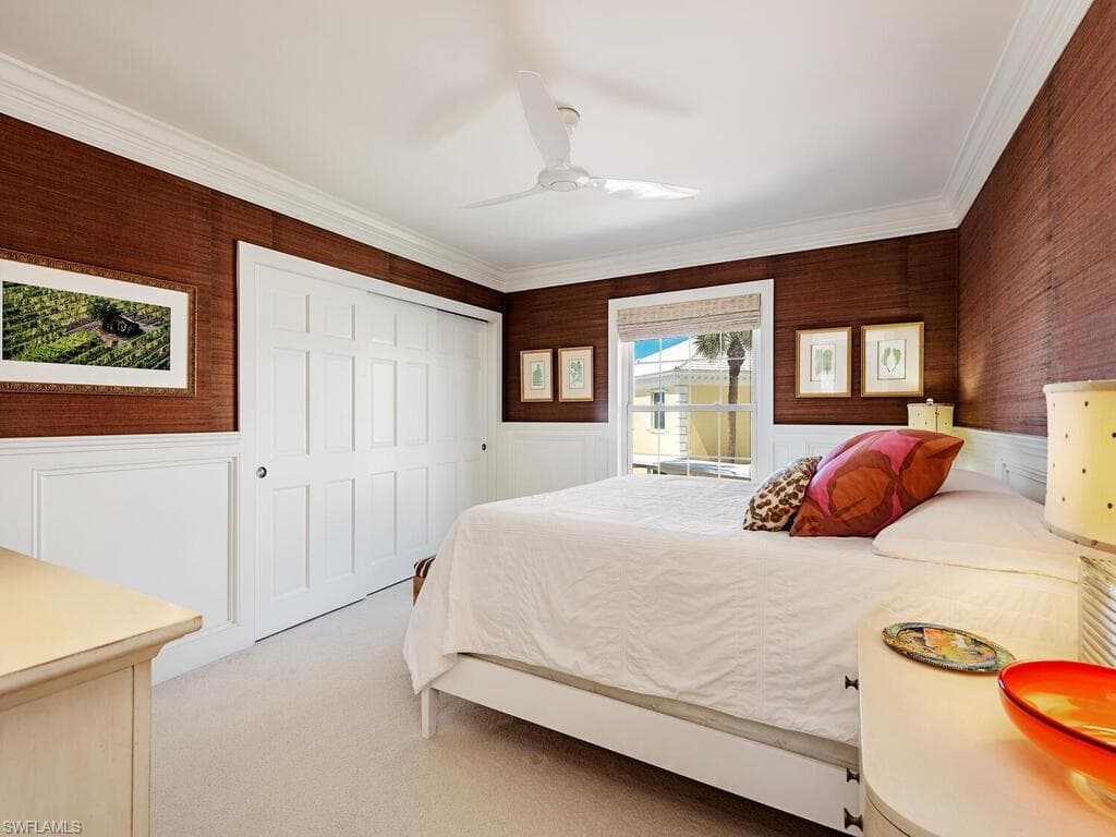 2401 Gulf Shore Blvd N Villa 6, Naples, FL 34103-10