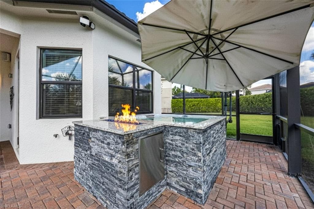 4172 Crescent Ct, Naples, FL 34119-30