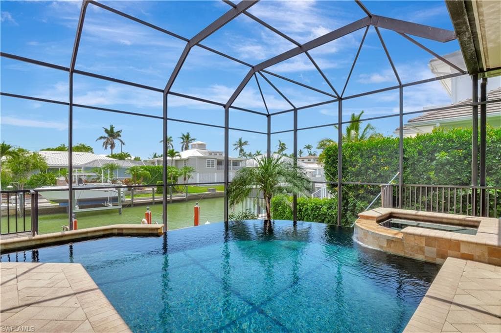 1380 Marlin Dr, Naples, FL 34102-40