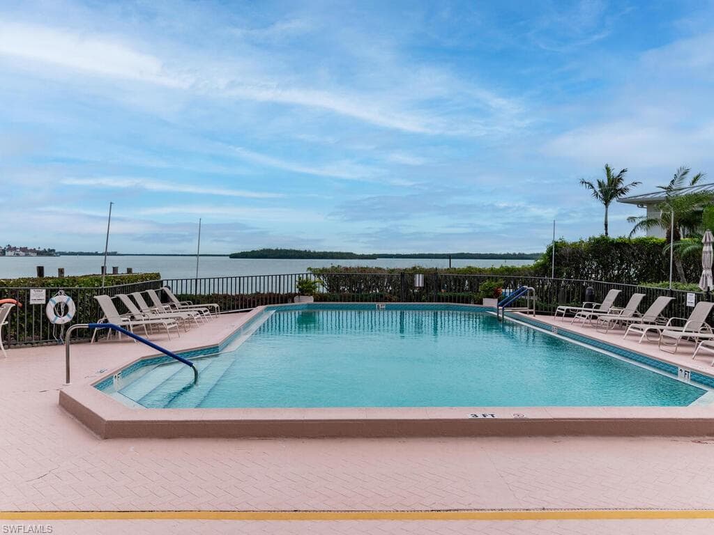 961 Collier Ct 209, Marco Island, FL 34145-26